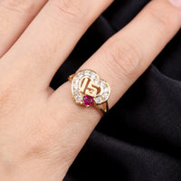 Auténtico anillo de quinceañera de oro de 14 quilates con piedra rosa