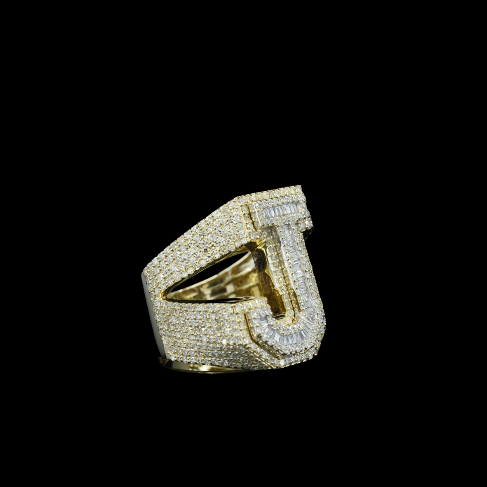 Anillo de hombre de oro de 10K real con diamante letra J 2.8 CTW