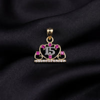 Colgante de quinceañera de oro de 10K con piedras rosas
