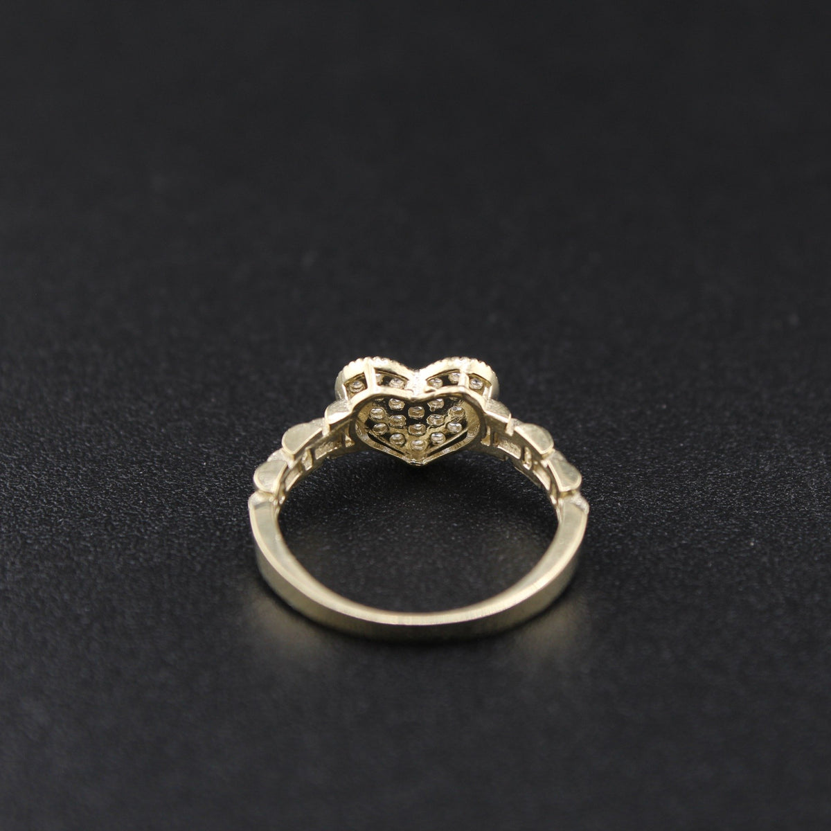 10K Heart Ring