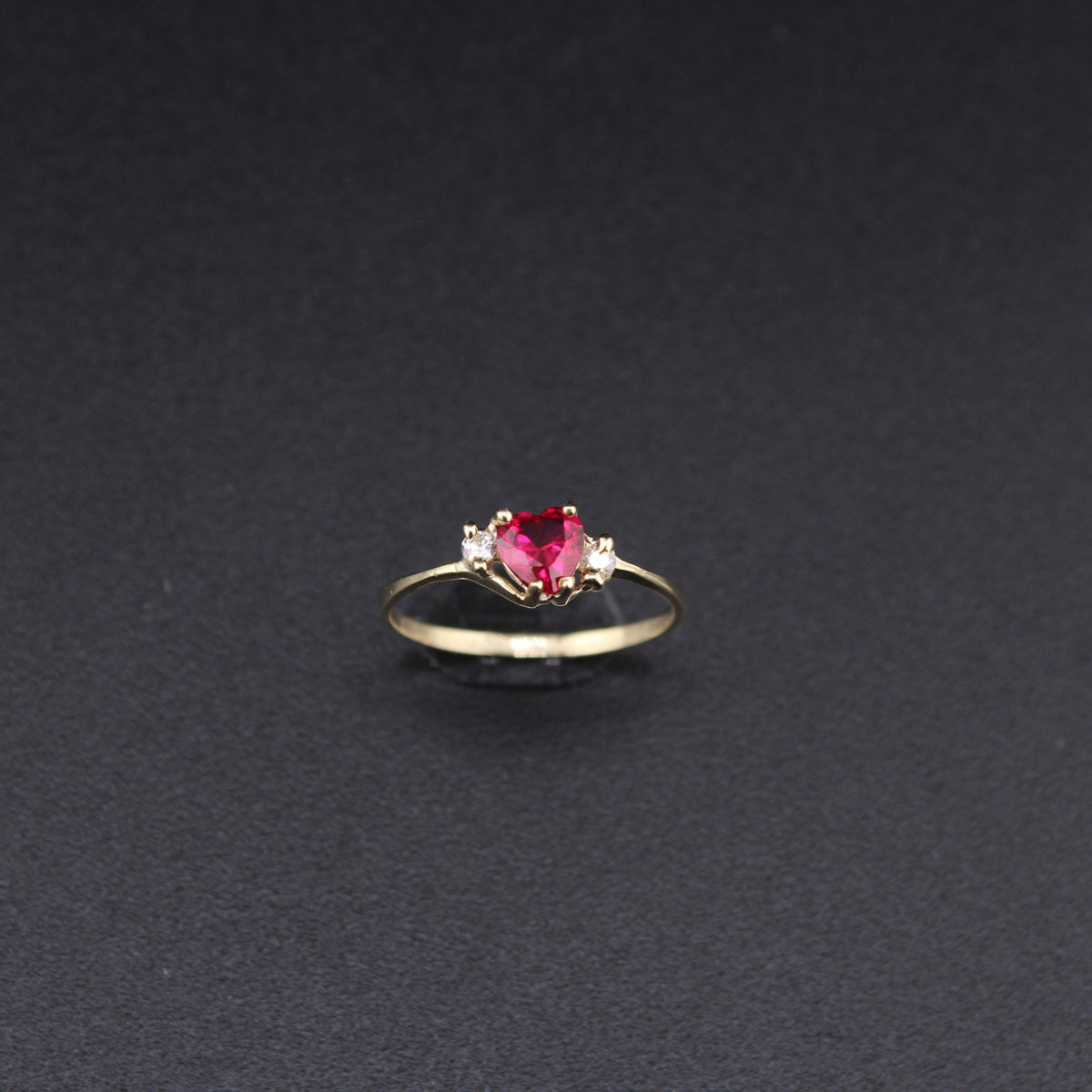 10K Red Heart Stone Ring