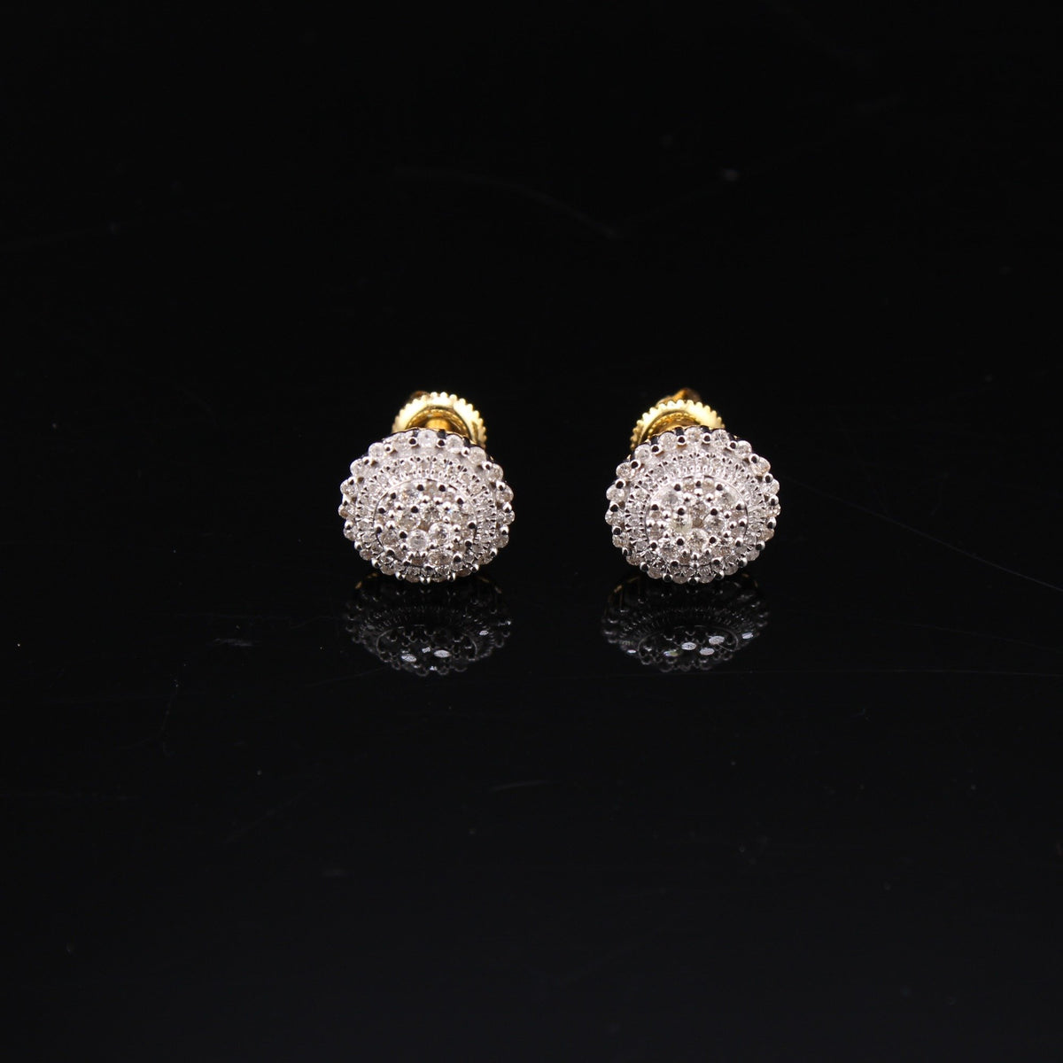 10K Diamond Earrings 0.76 CTW