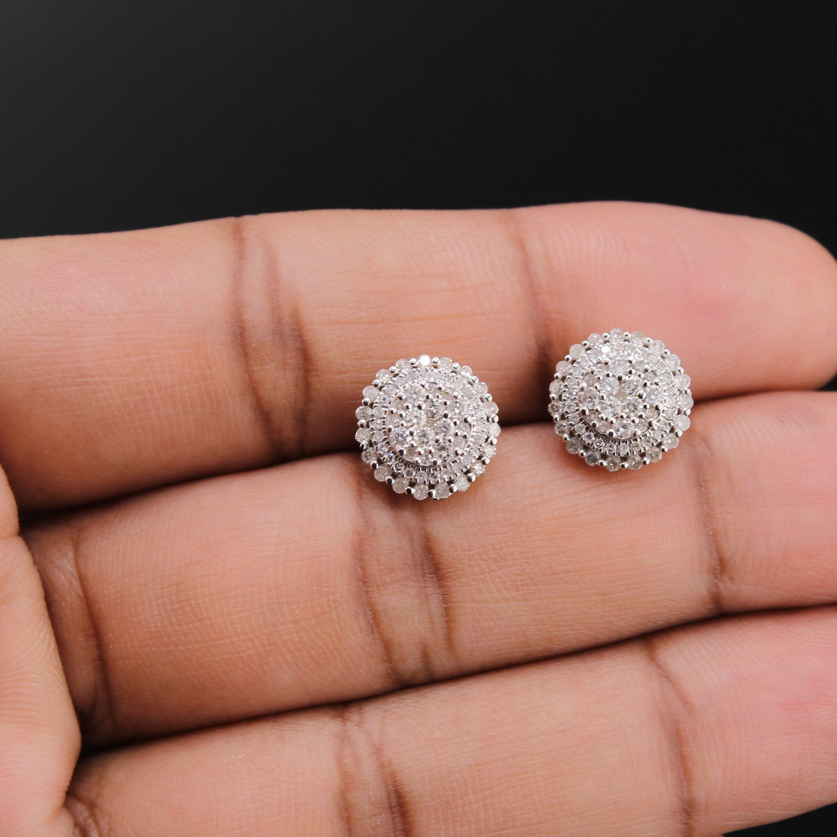 10K Diamond Earrings 0.76 CTW