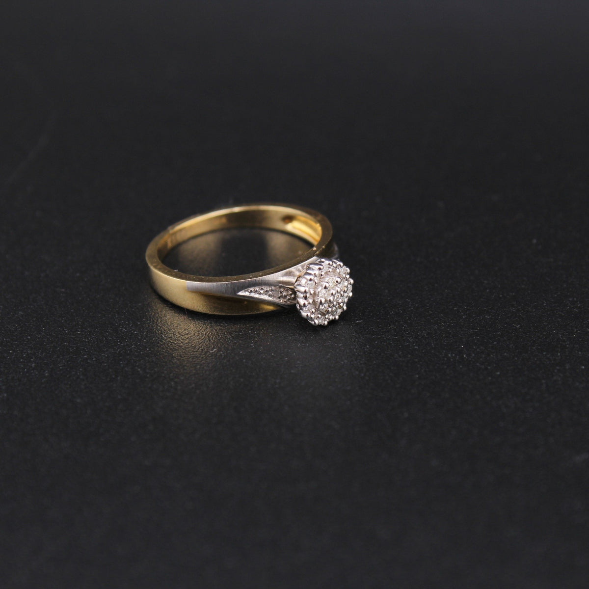 10K Ladies Diamond Engagement Ring