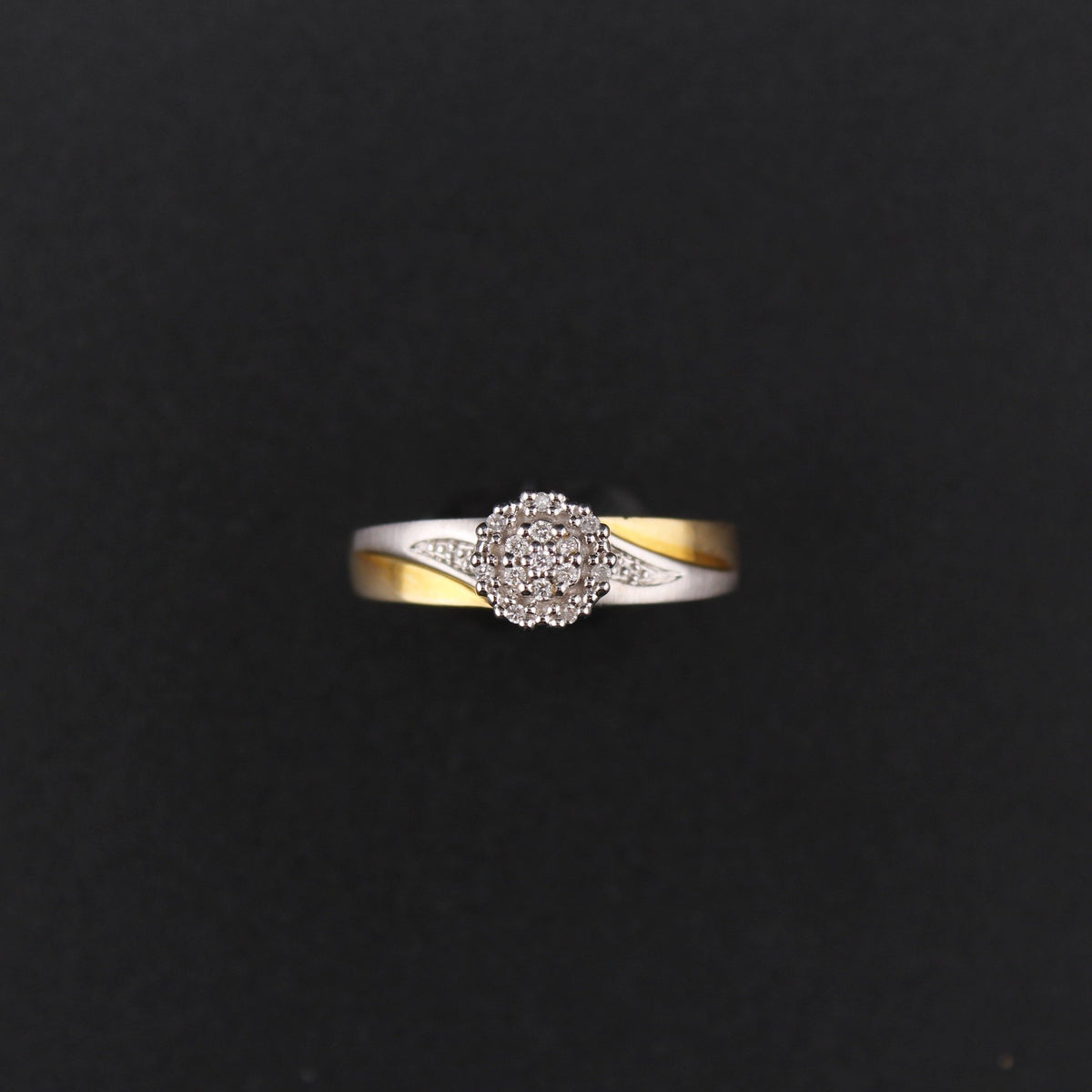 10K Ladies Diamond Engagement Ring