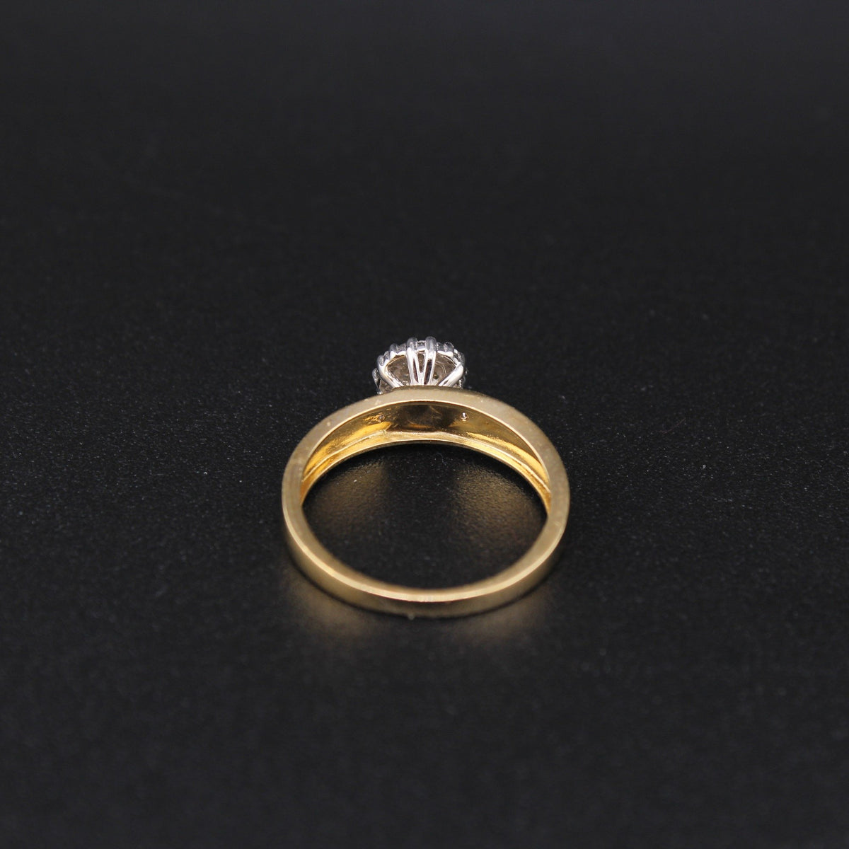 10K Ladies Diamond Engagement Ring
