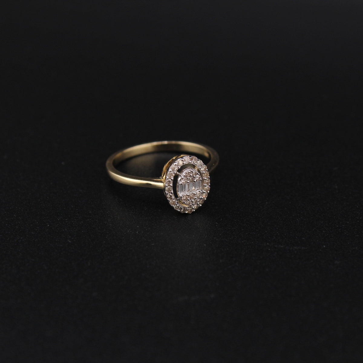 10KT Yellow Gold Ladies Diamond Round Ring