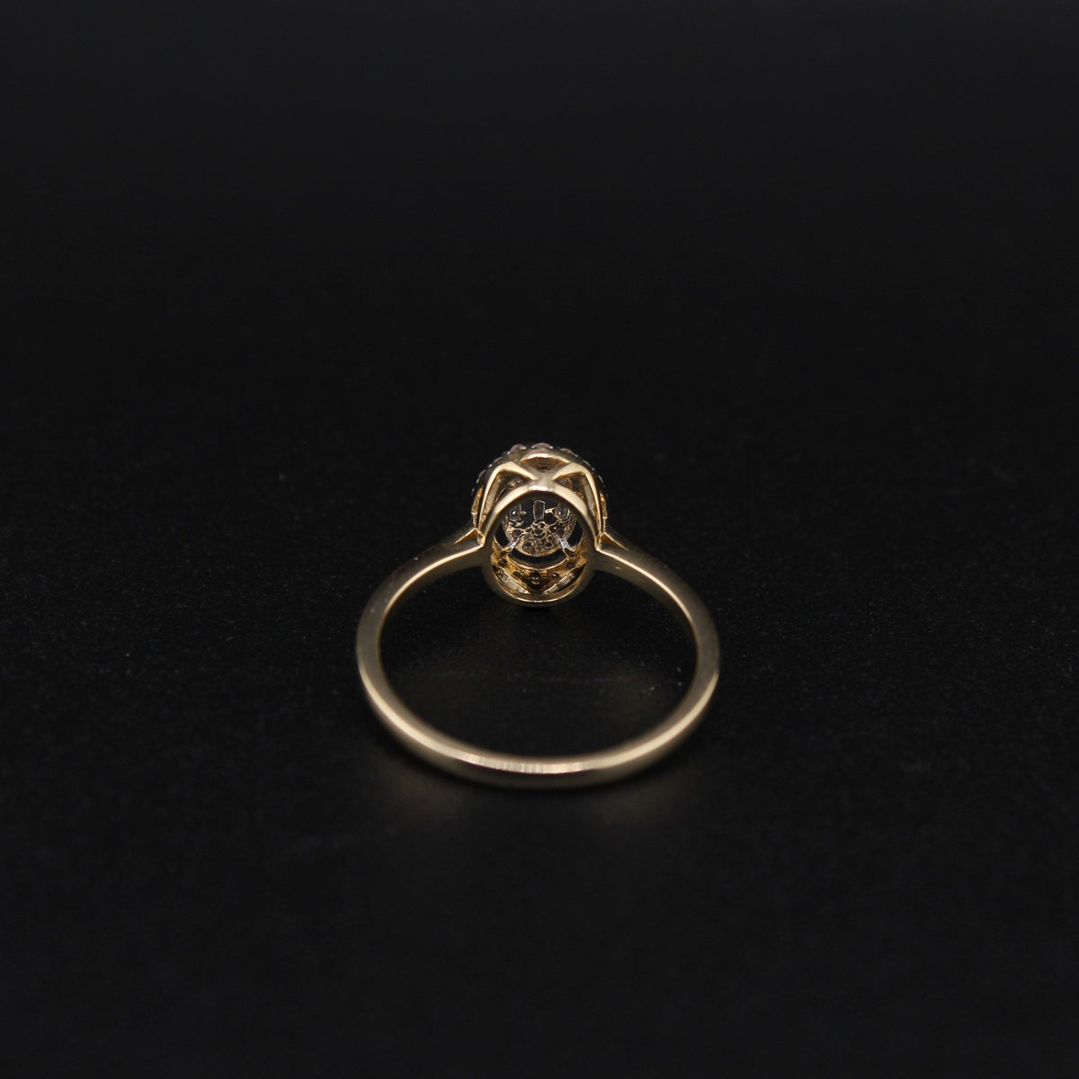10KT Yellow Gold Ladies Diamond Round Ring