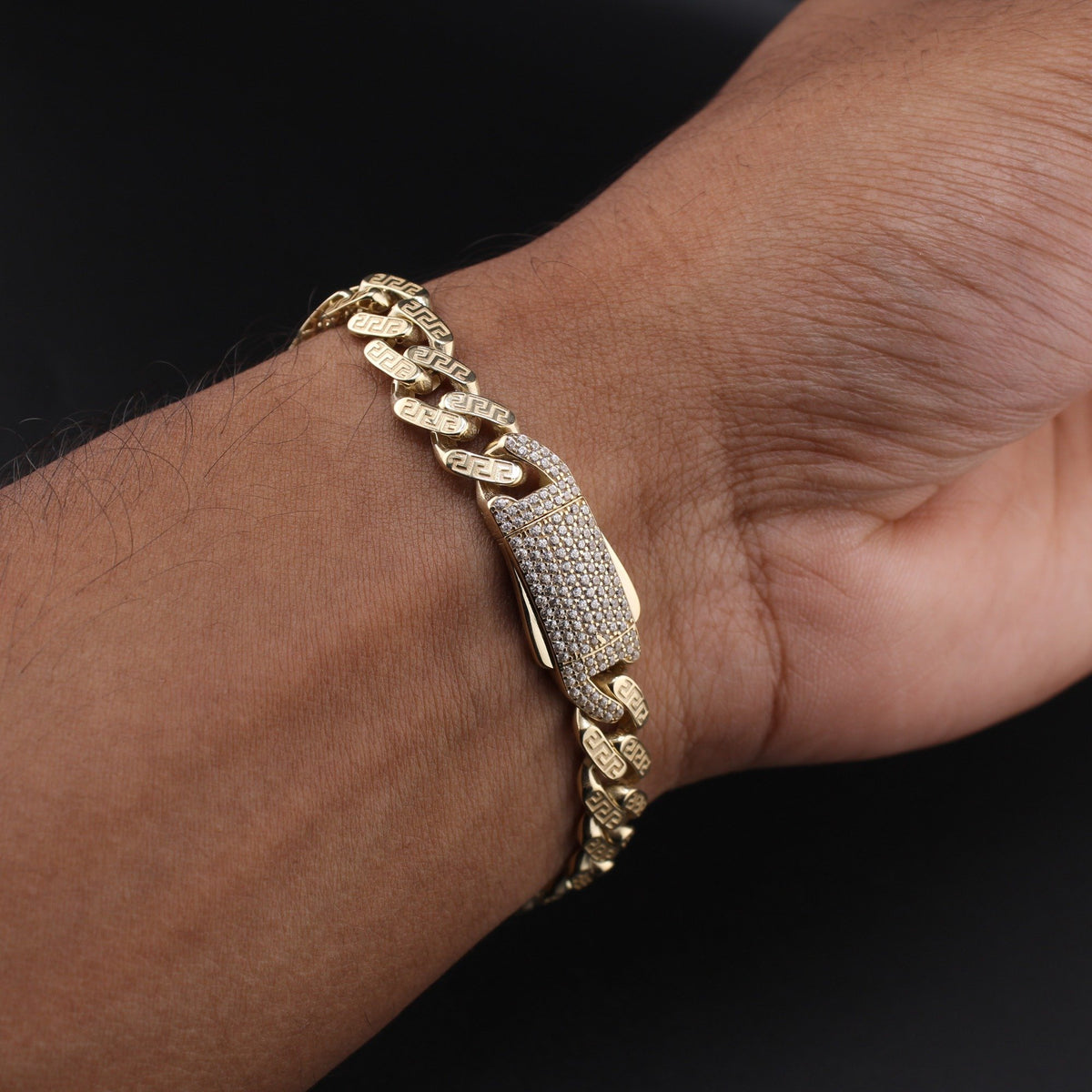 10K Greek Design Monaco Bracelet 8in  9mm