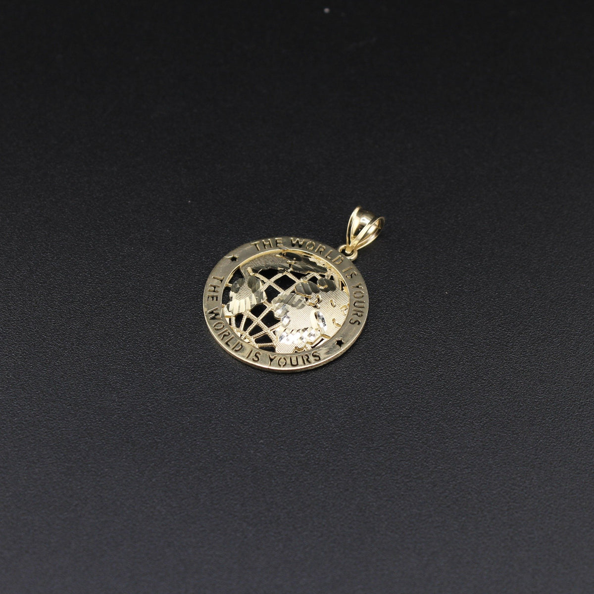 10K World Is Yours Pendant