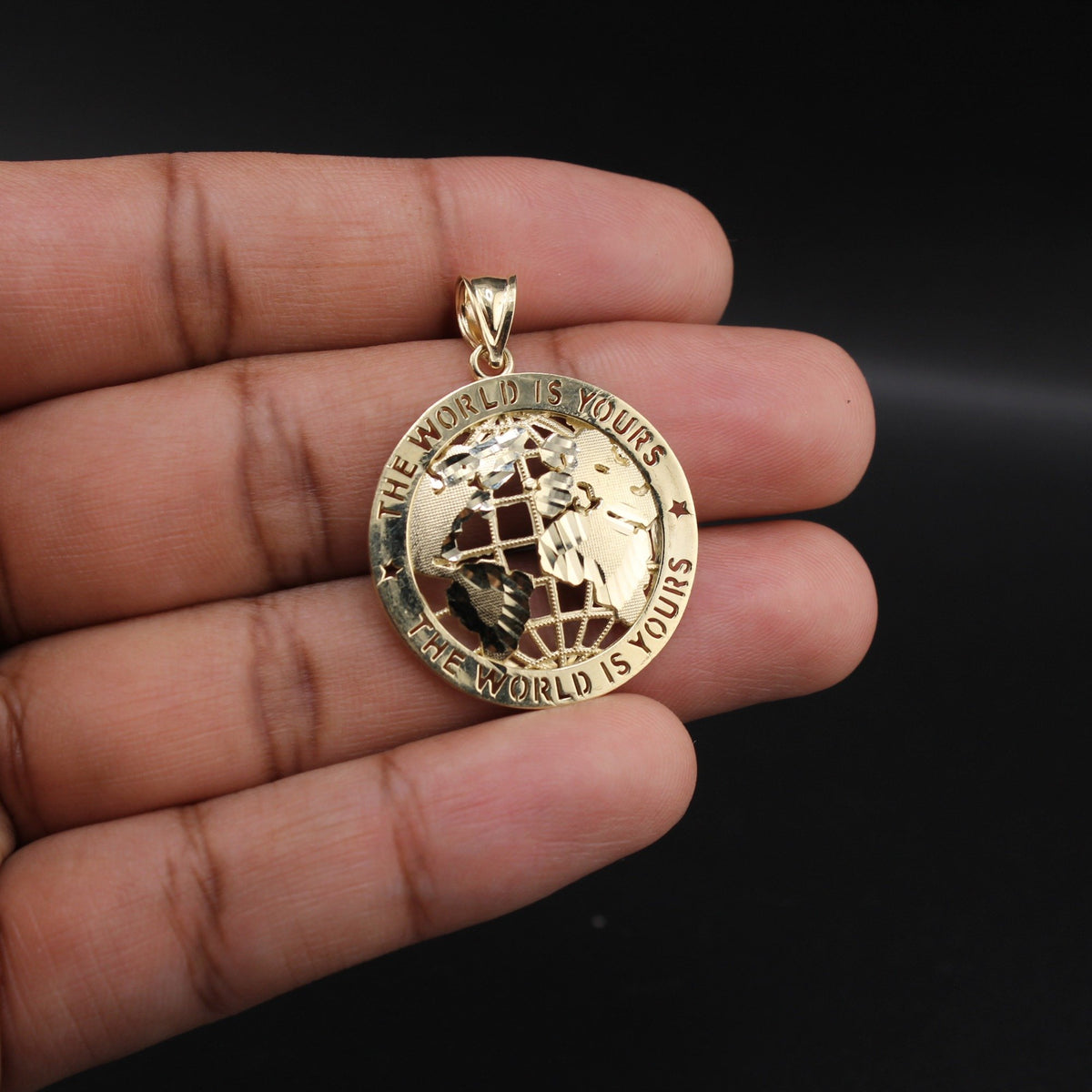 10K World Is Yours Pendant