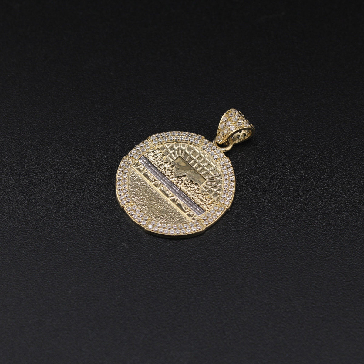 10K Last Supper Pendant