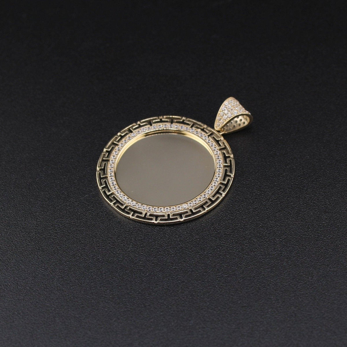 10K Bezel Pendant