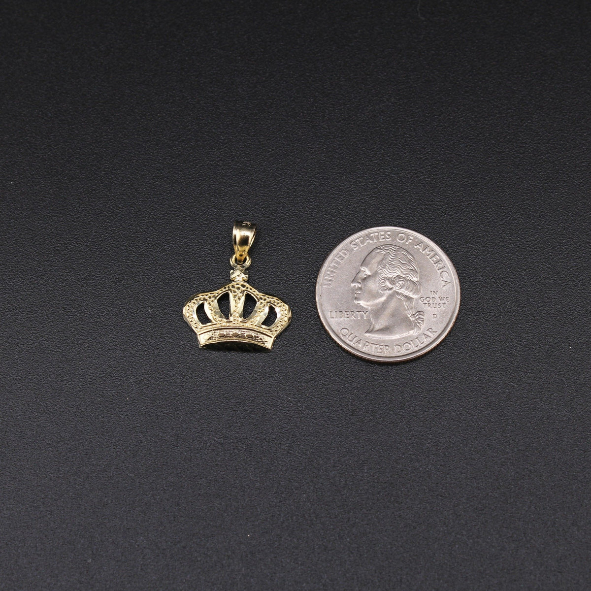 10K YG Crown Pendant (1.1g)