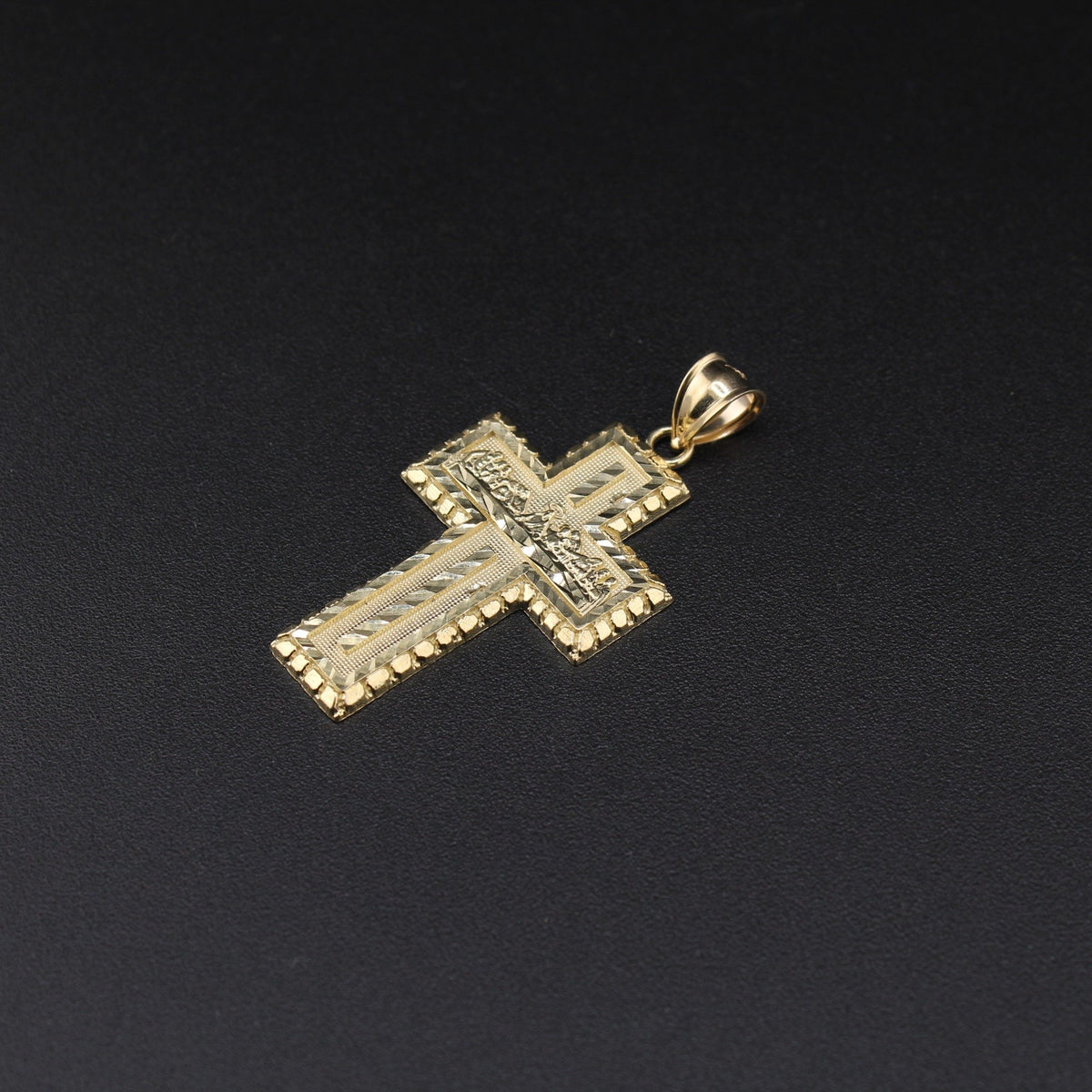 10K YG Cross Pendant (4.2g)