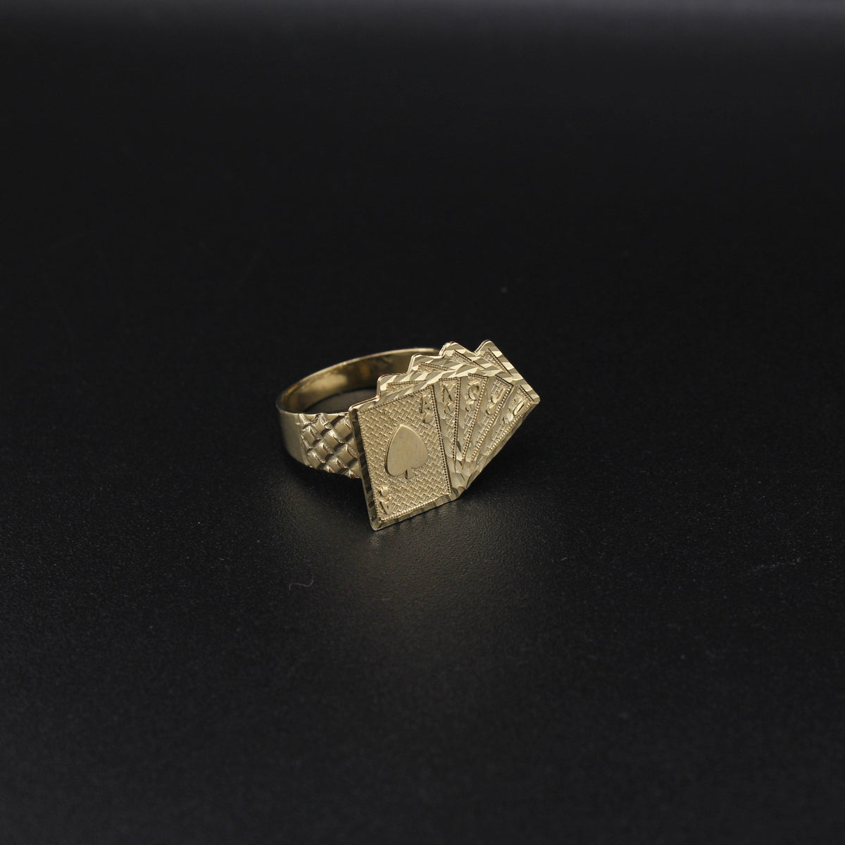 10K YG Cards Ring (5.7g)