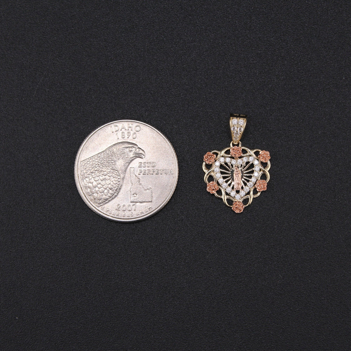 10K YG Virgin Mary Pendant (1.4g)