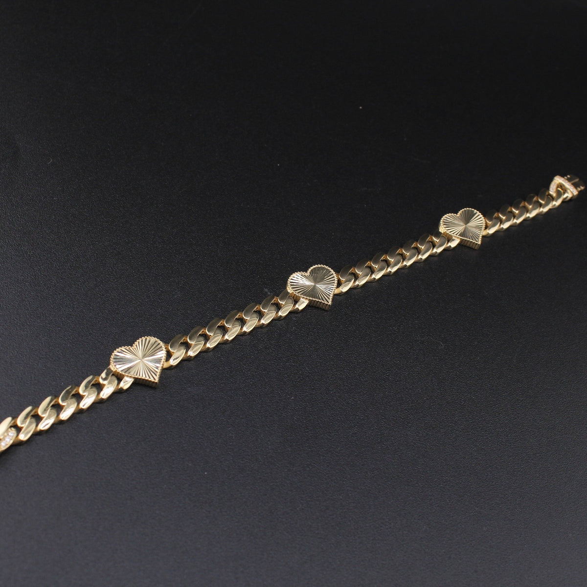 10K YG Heart Bracelet 7.5in 11.3g 6.5mm