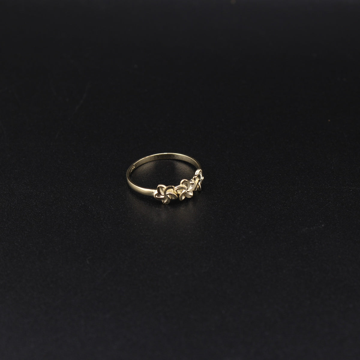 10K YG Ring Flower