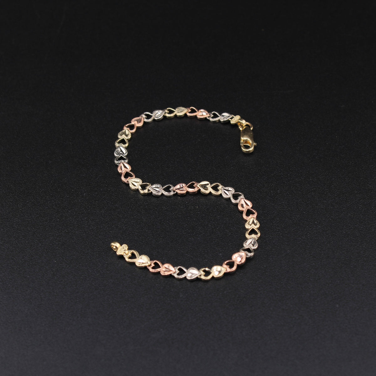 10K Heart Bracelet