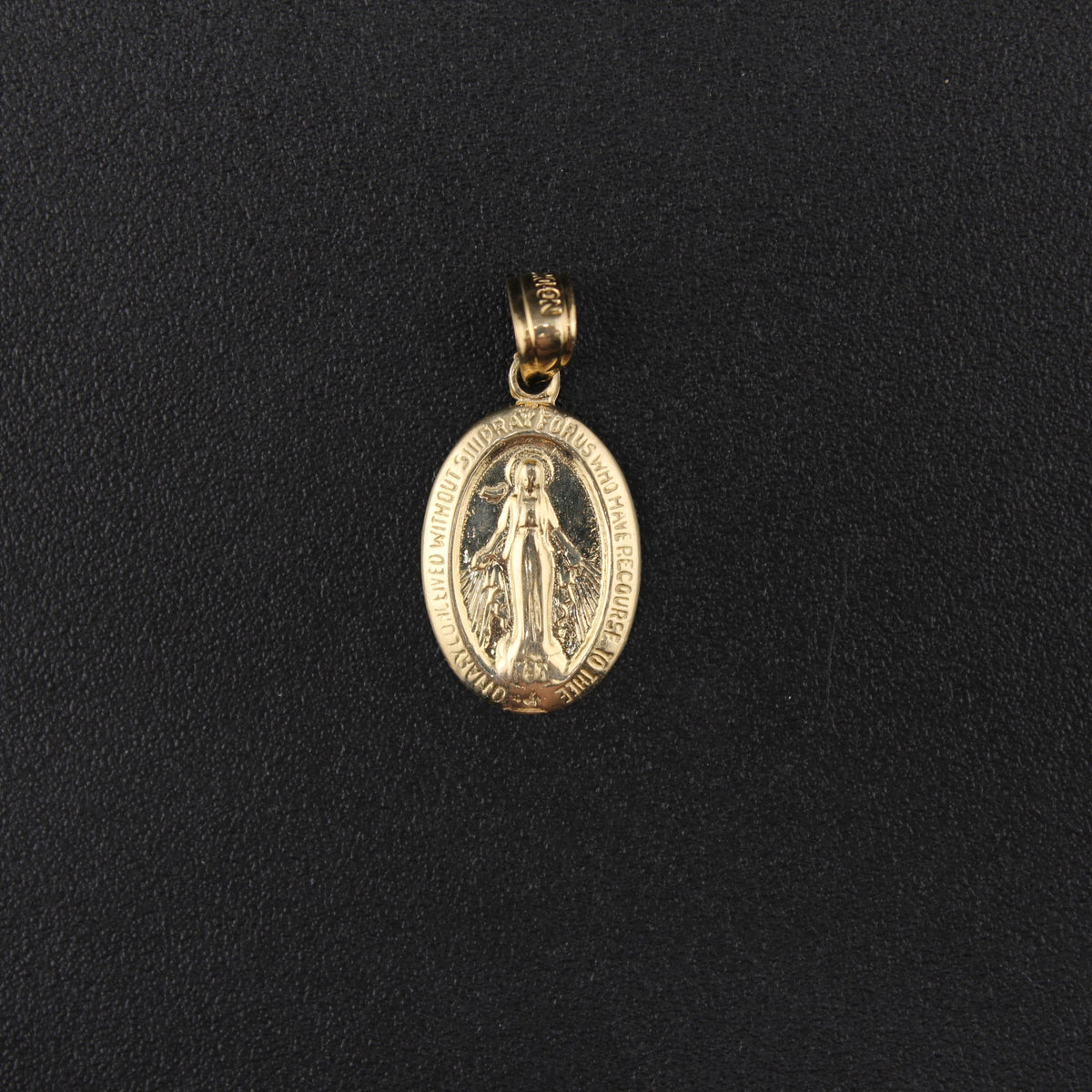 10K YG Pendant