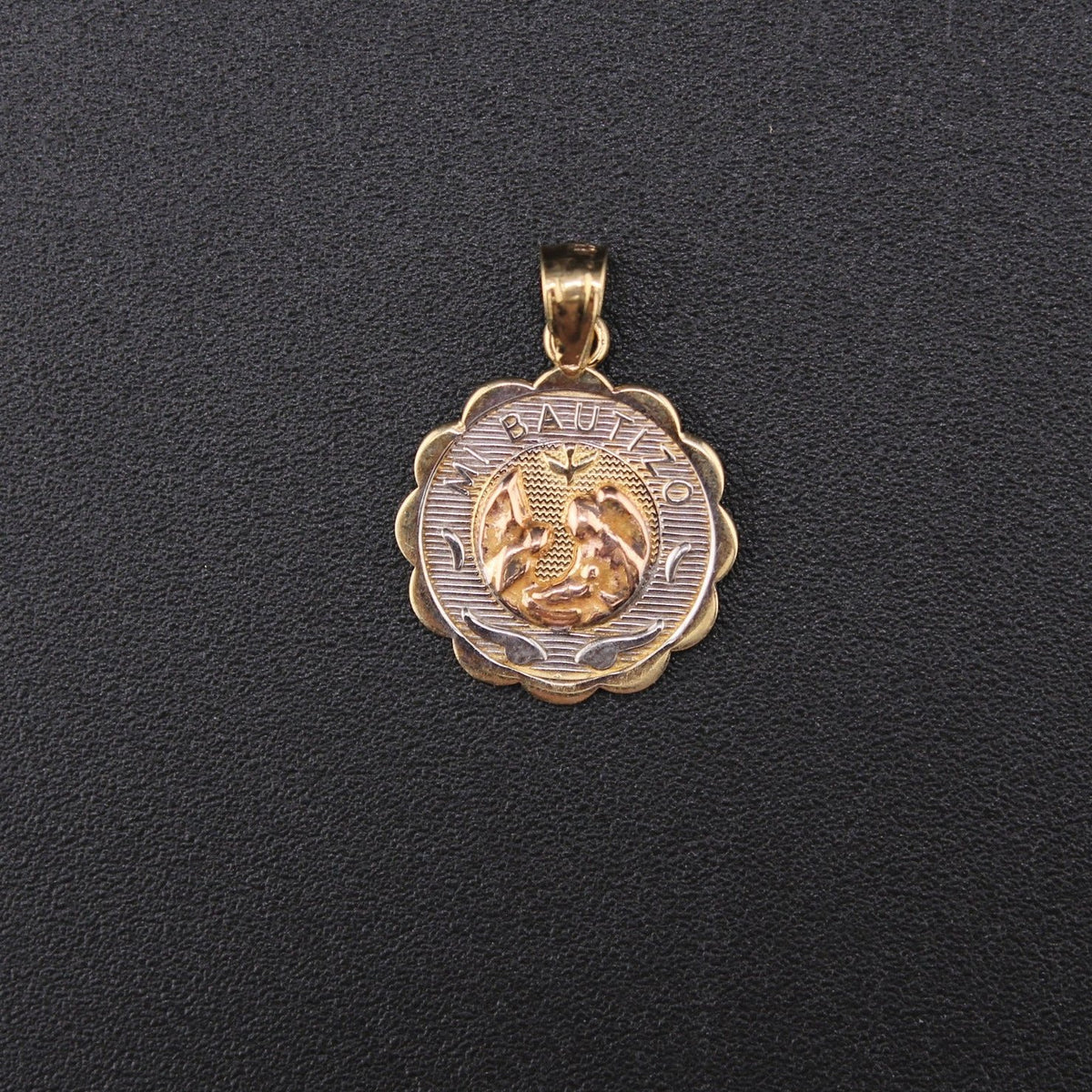 10K Bautizo TC Pendant