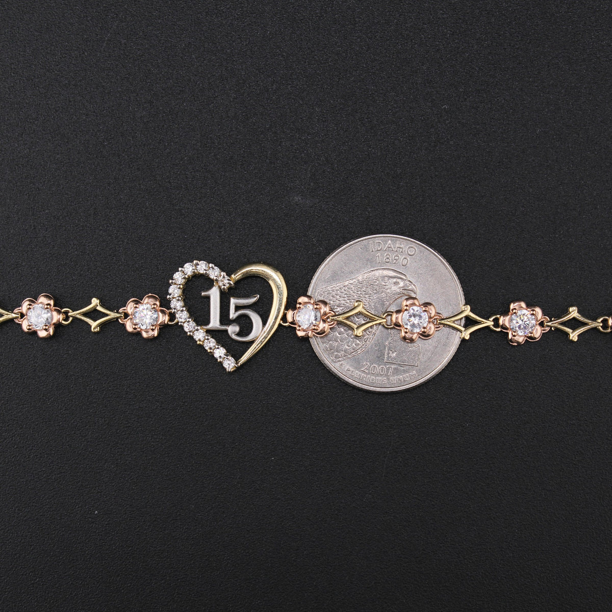 14K Quince Bracelet 7in