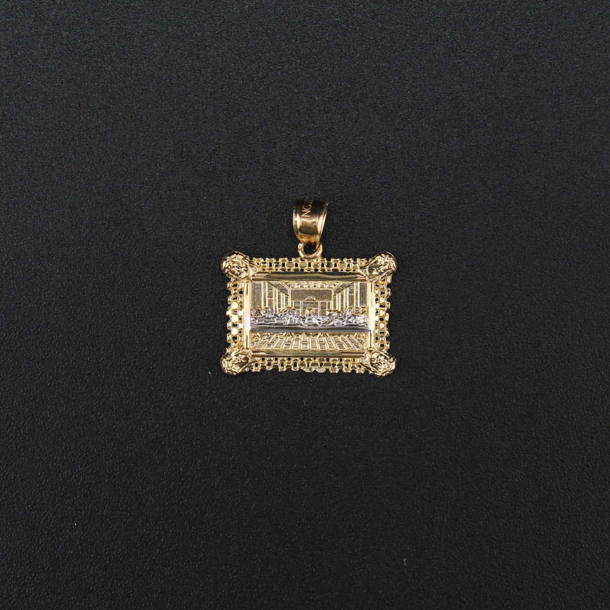10K Pendant