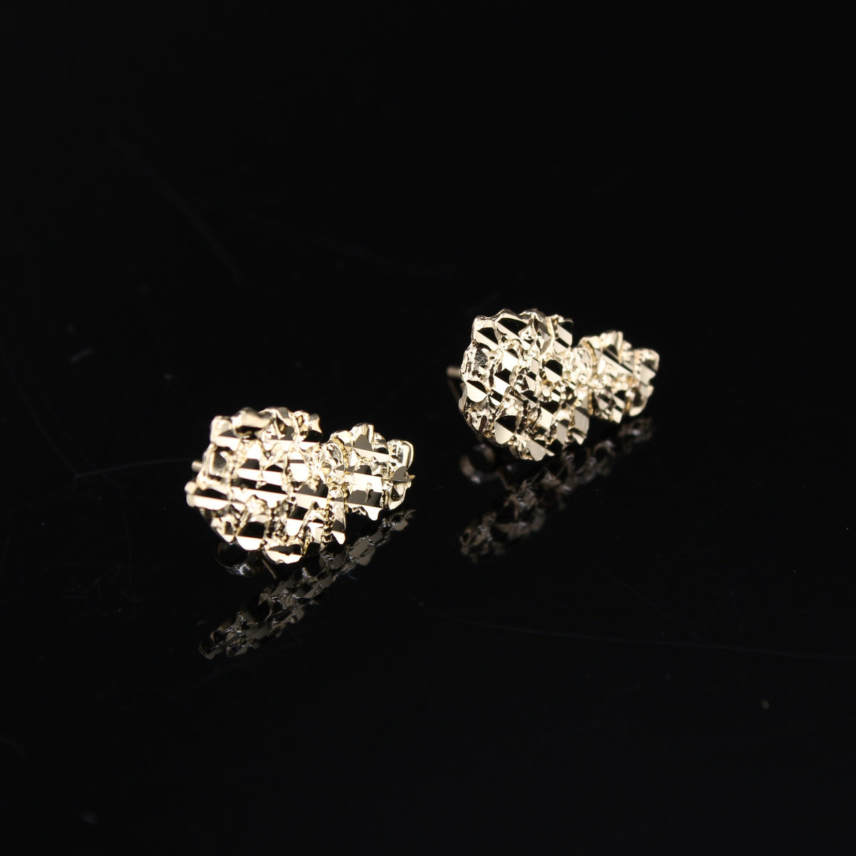 10K NUGGET 2.1g YG Earring