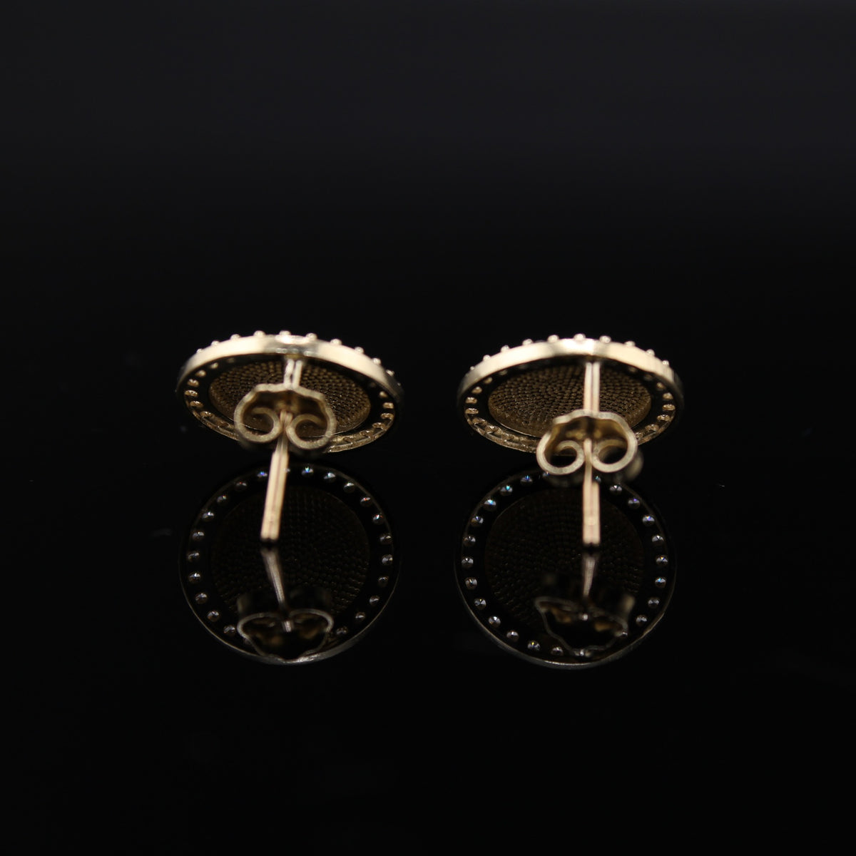 10K Studs Round 2.2g YG Earring