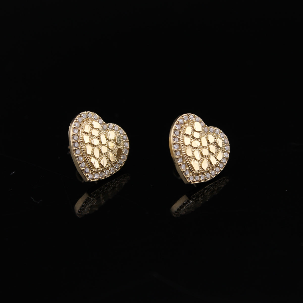10K Studs Heart 2.2g YG Earring