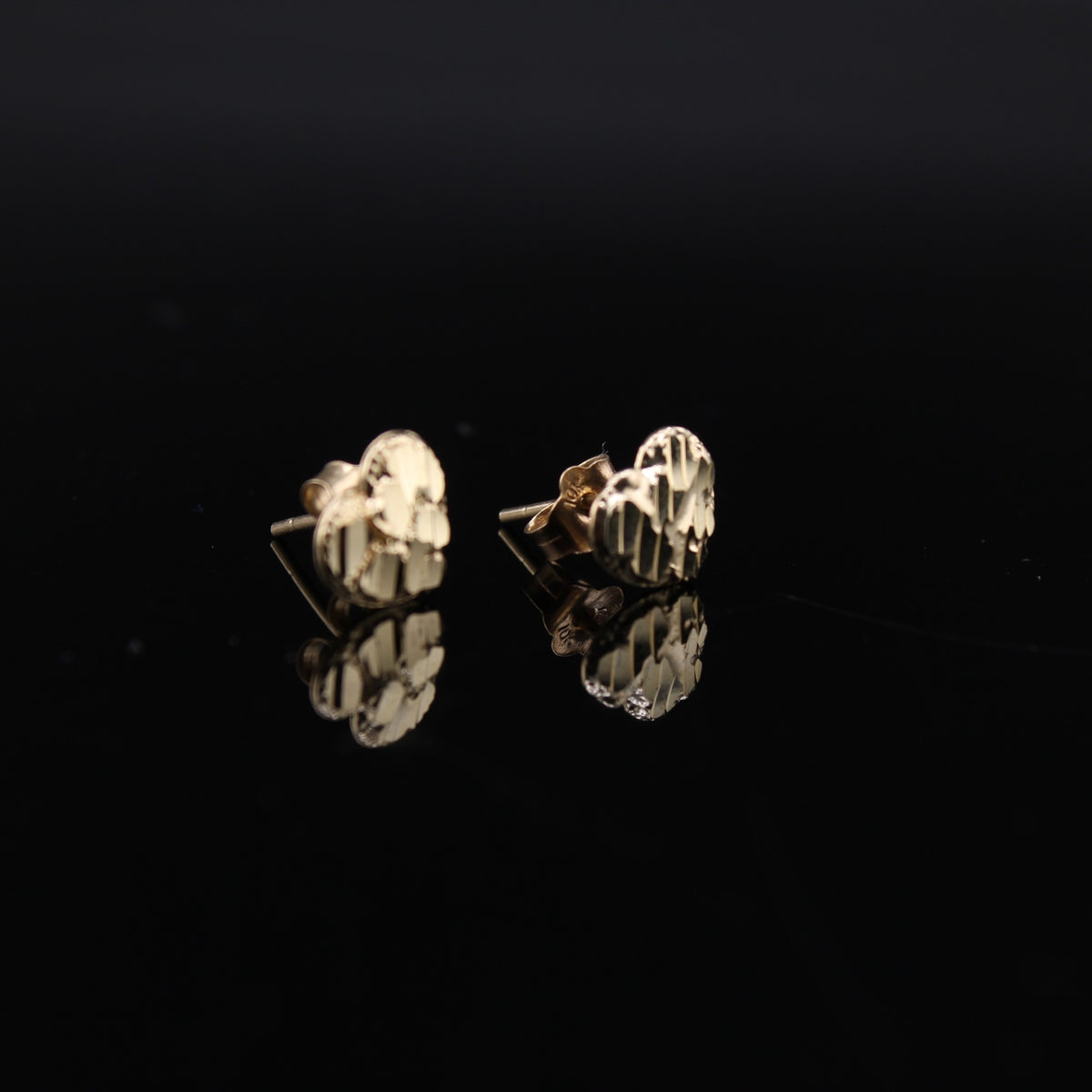 10K Studs Heart 1g YG Earring