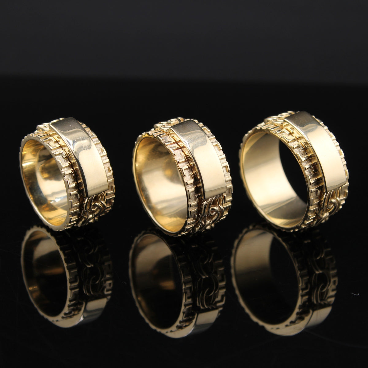 10K Band Unisex YG Ring