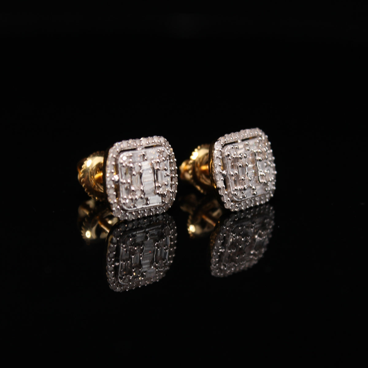 10K 0.45CTW Diamond Earring 2.4g YG