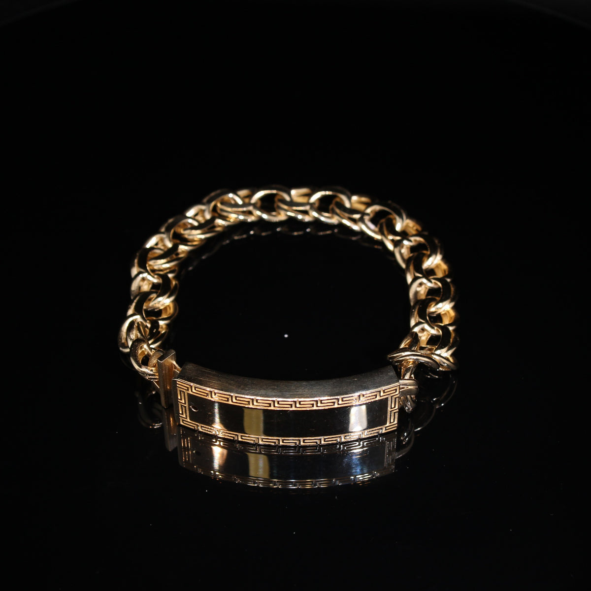 10K Chino 23.4g YG Bracelet 9in 11mm
