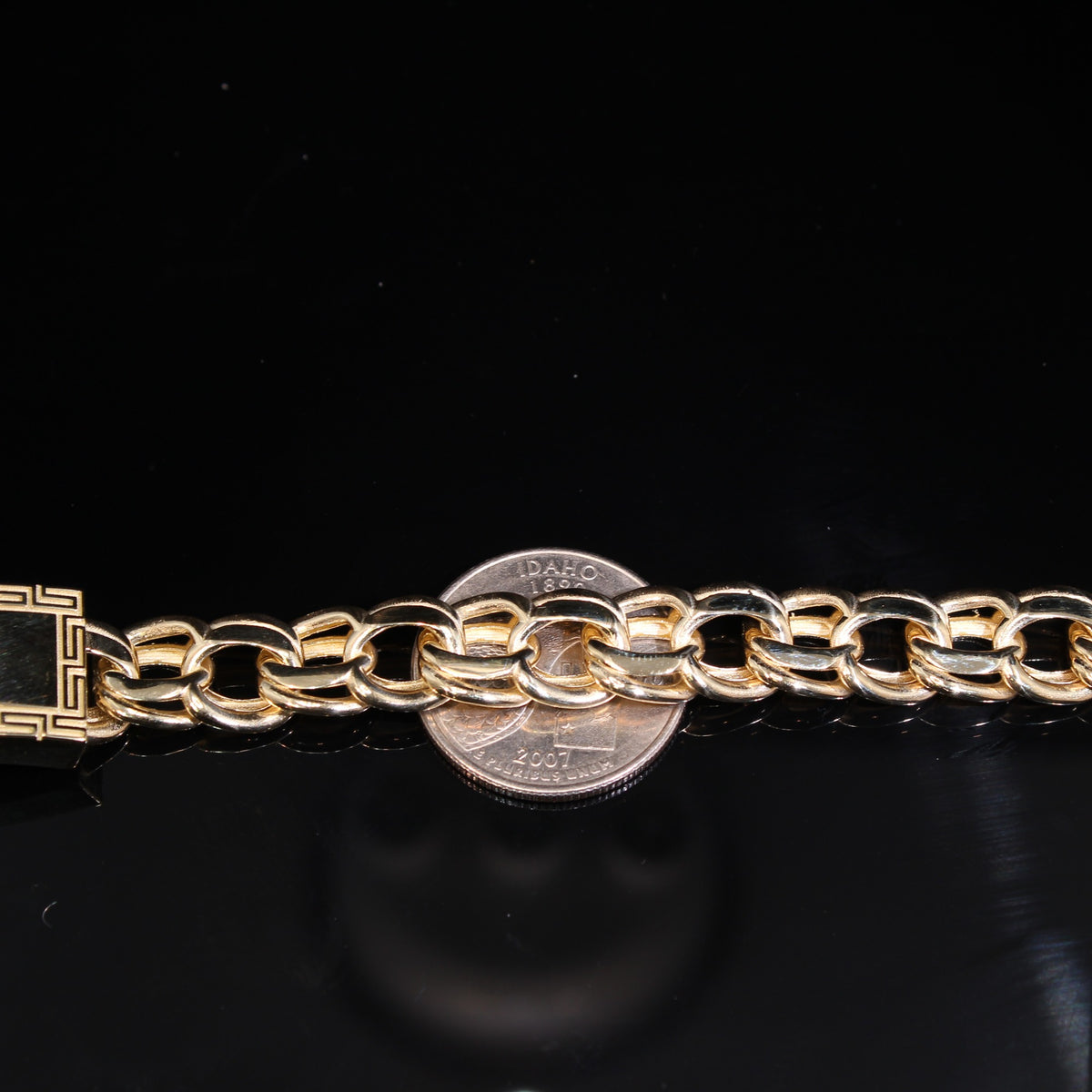 10K Chino 23.4g YG Bracelet 9in 11mm