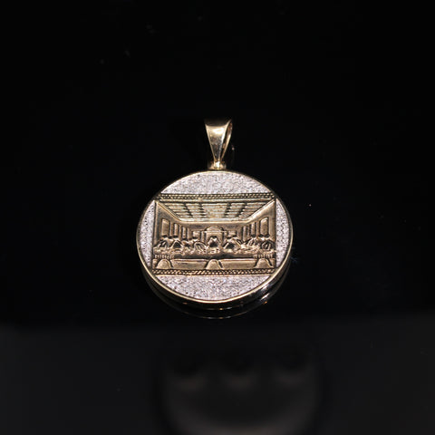 10K Last Supper Round Diamond Pendant