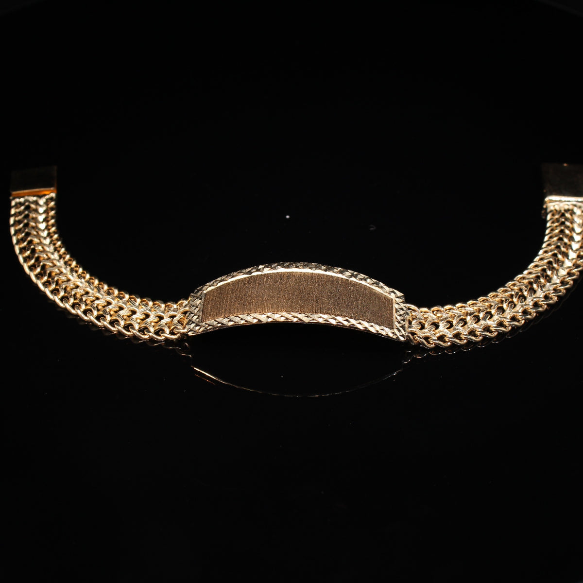 10K Fancy 26.2g YG Bracelet 8.5in