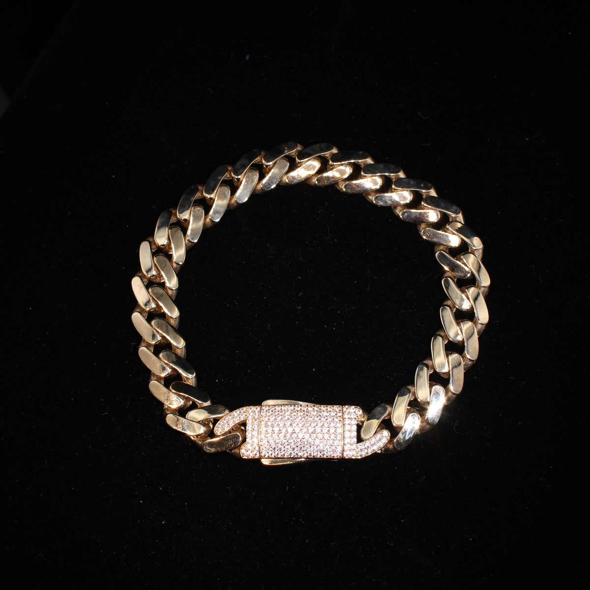 14K Monaco 15.2g YG Bracelet 8.5in 11mm