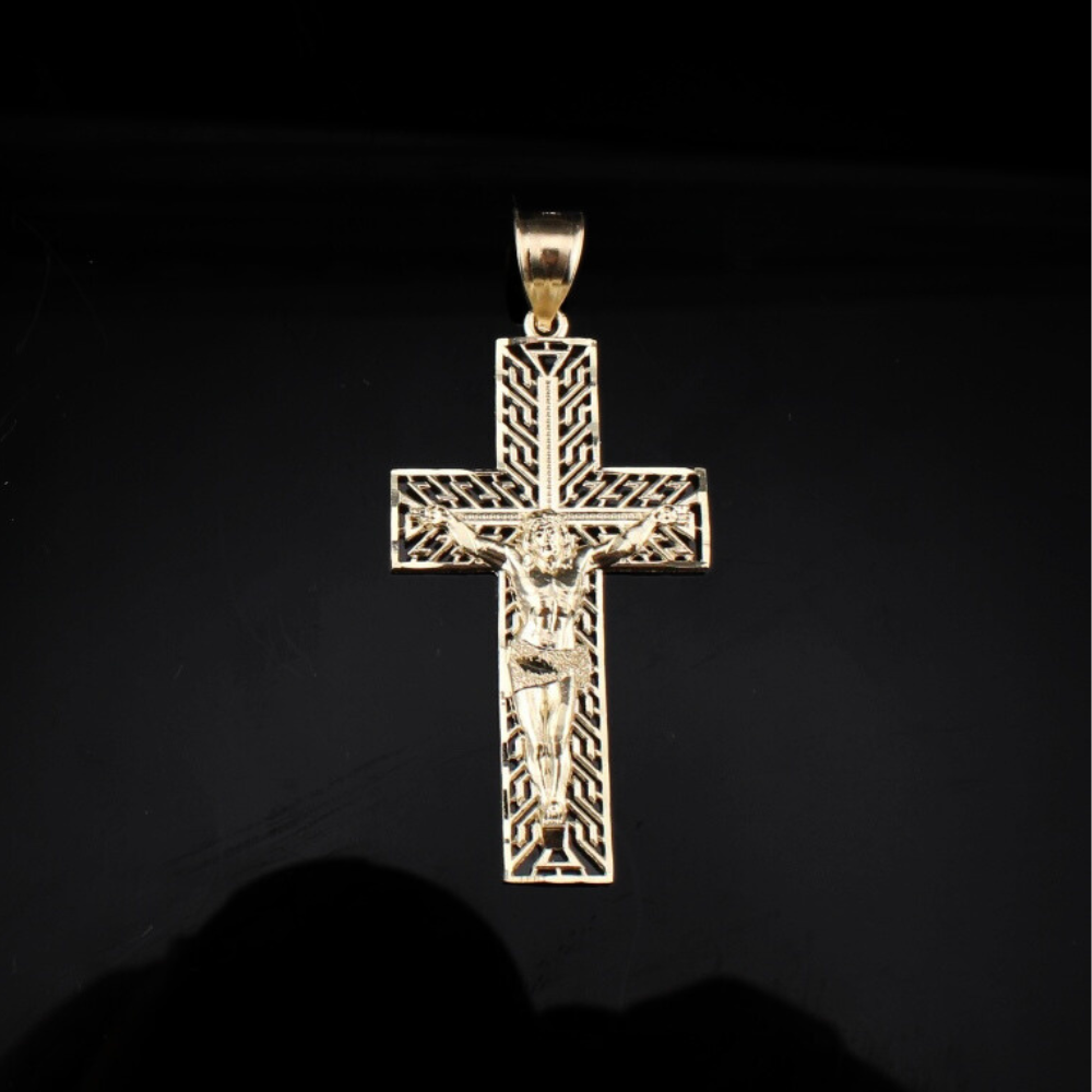 Colgante de oro de 10K con crucifijo