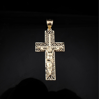 Colgante de oro de 10K con crucifijo
