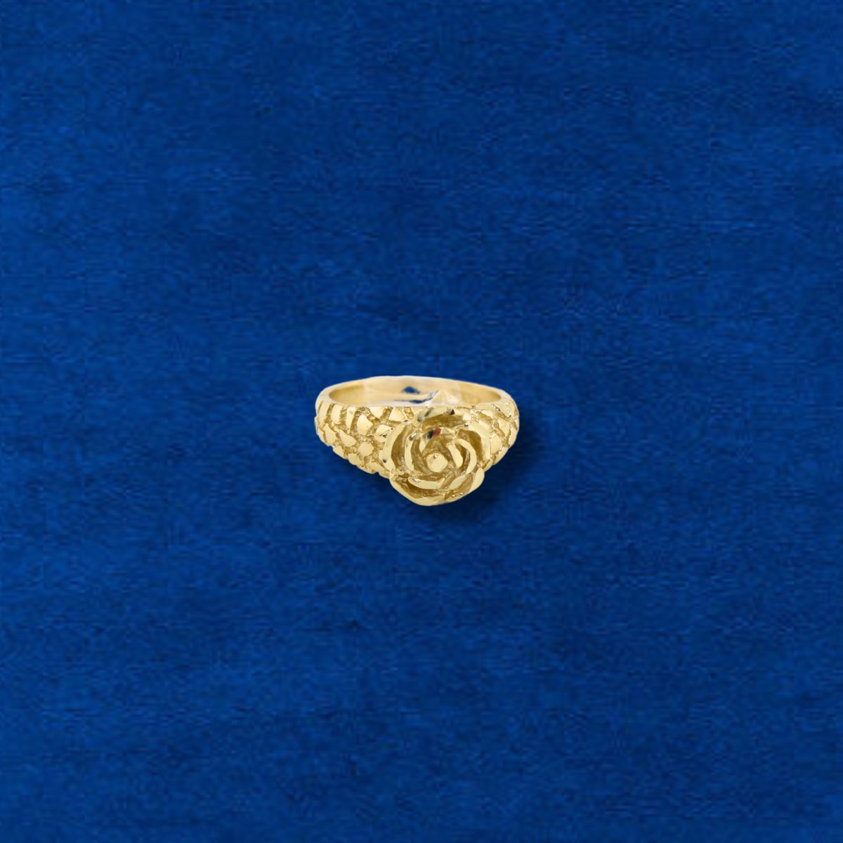 Anillo pepita de oro rosa de 10K