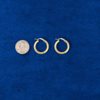 Aretes de aro de oro macizo de 14K