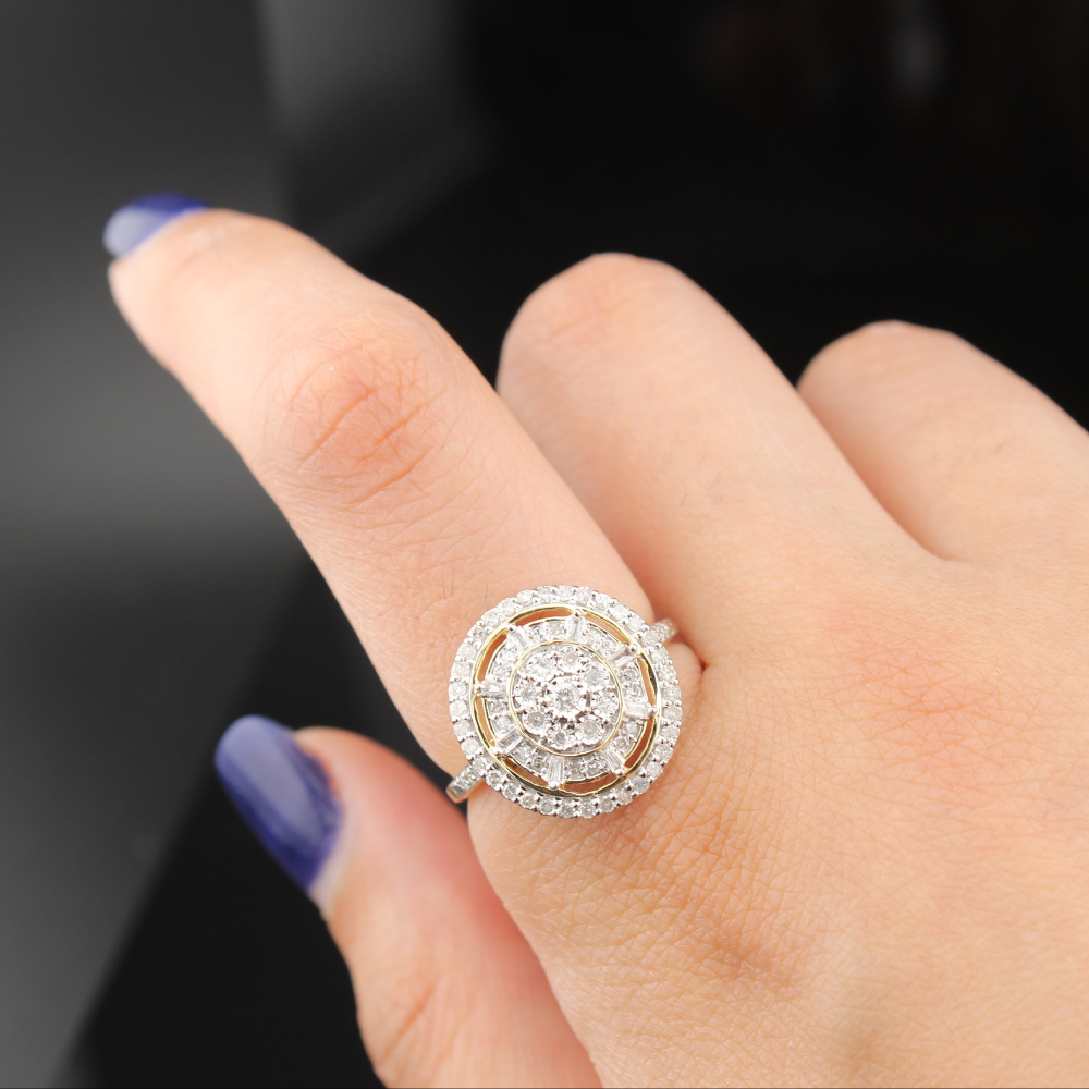 Anillo de oro amarillo de 10K auténtico con diamantes para mujer, 0.50 CTW