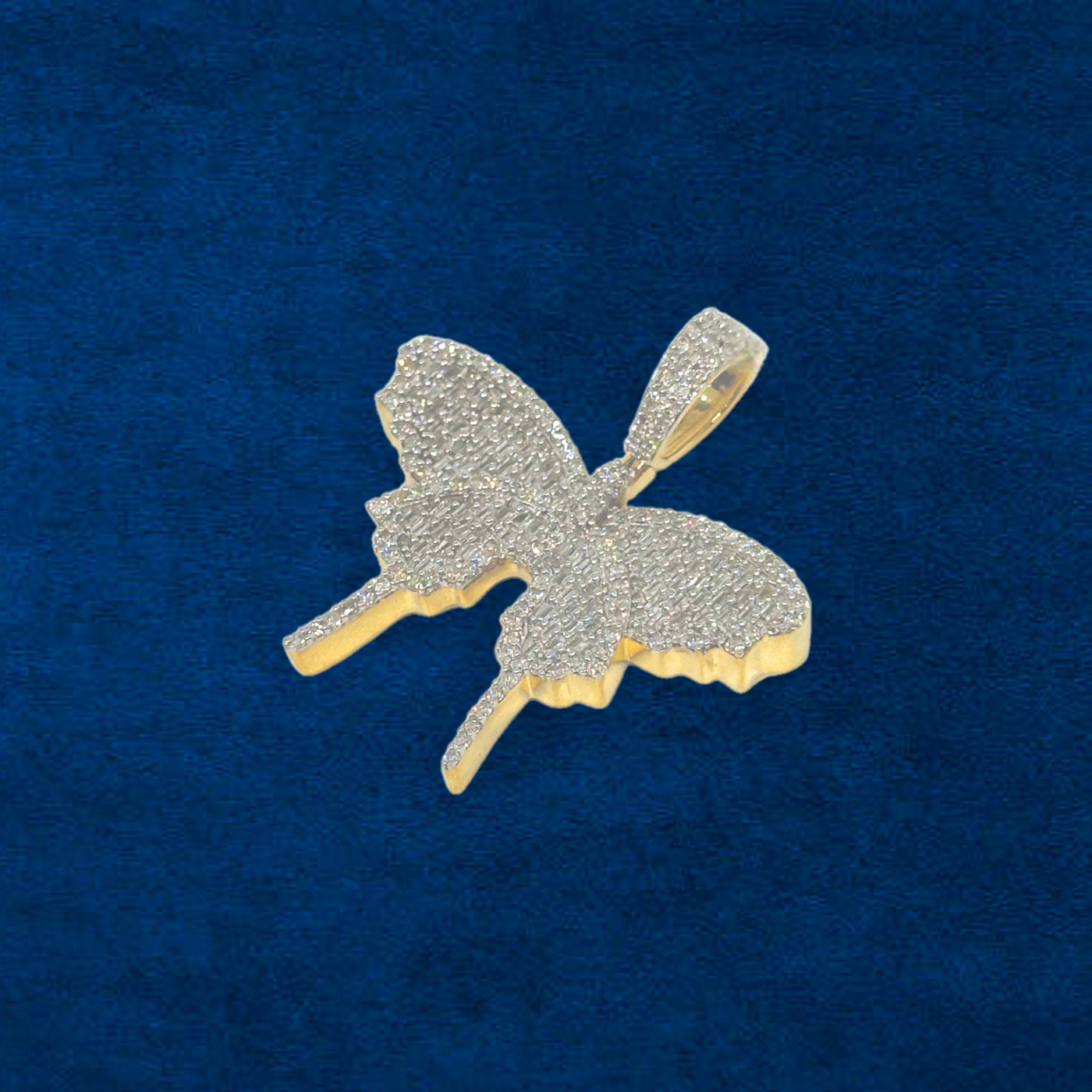 10K Large Butterfly Pendent
