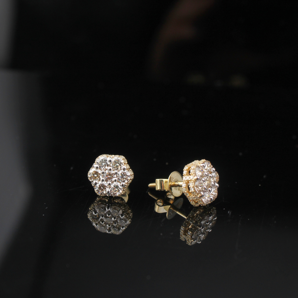 Pendientes de oro de 10K con forma de flor y diamantes de 1.5 CTW