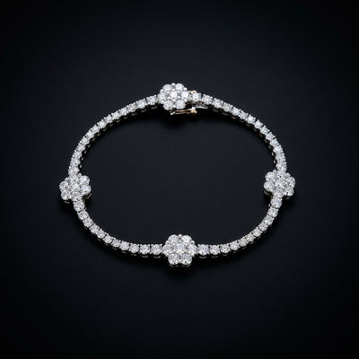 10K Diamond Flower Bracelet 7 CTW