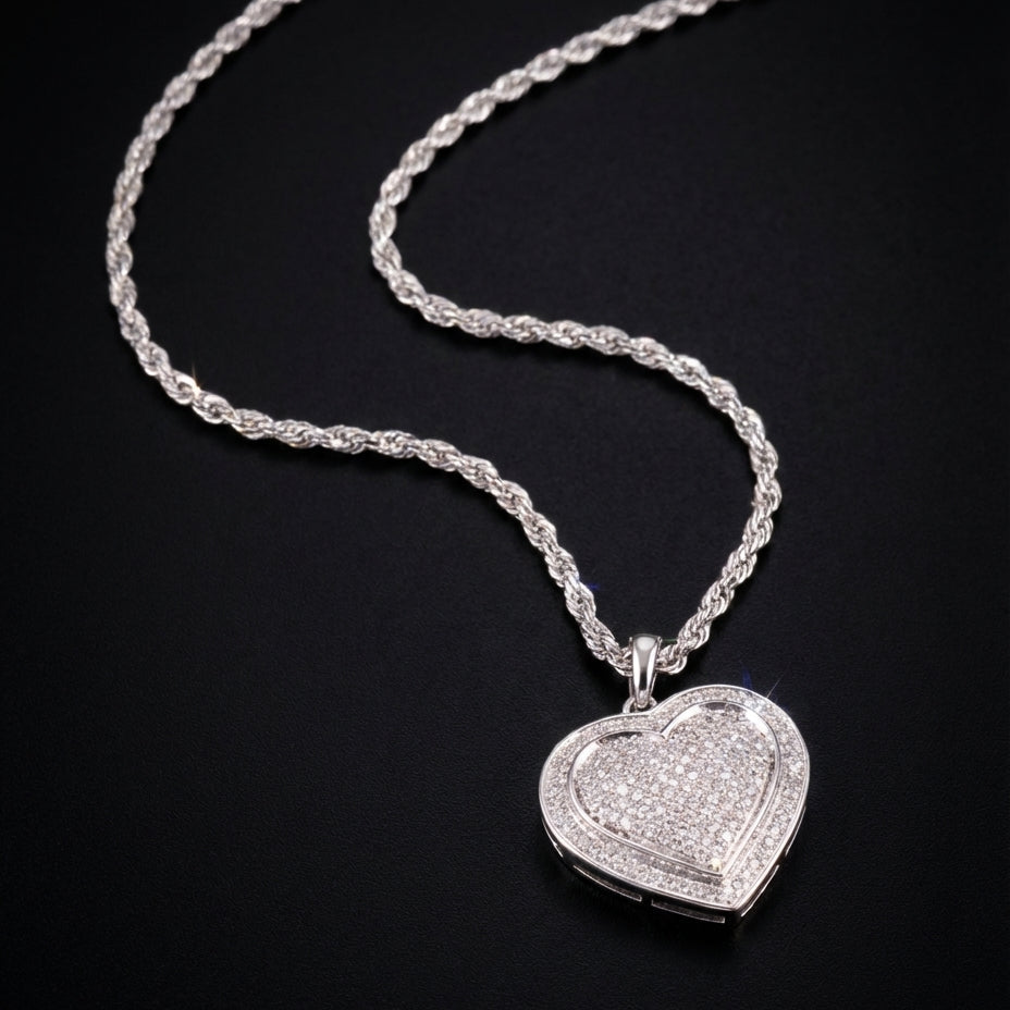 Colgante y cadena de corazón con diamante de oro de 10K real