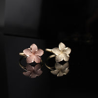 Anillo de flor de oro de 10K auténtico