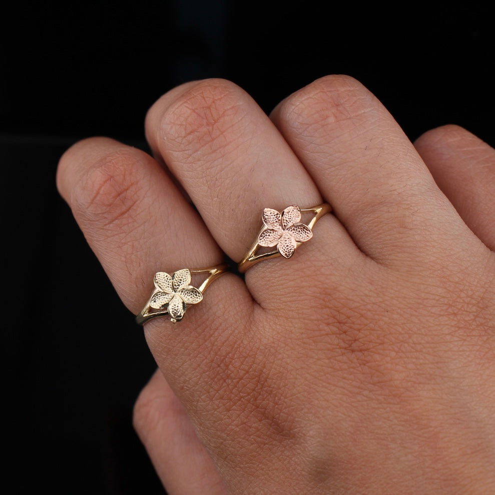 Anillo de flor de oro de 10K auténtico
